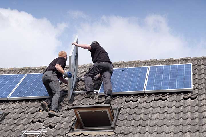 découvrez verlaine photovoltaïque, votre expert en solutions d'énergie solaire. profitez d'une installation de panneaux photovoltaïques performants et écologiques pour réduire vos factures d'électricité et contribuer à la transition énergétique.
