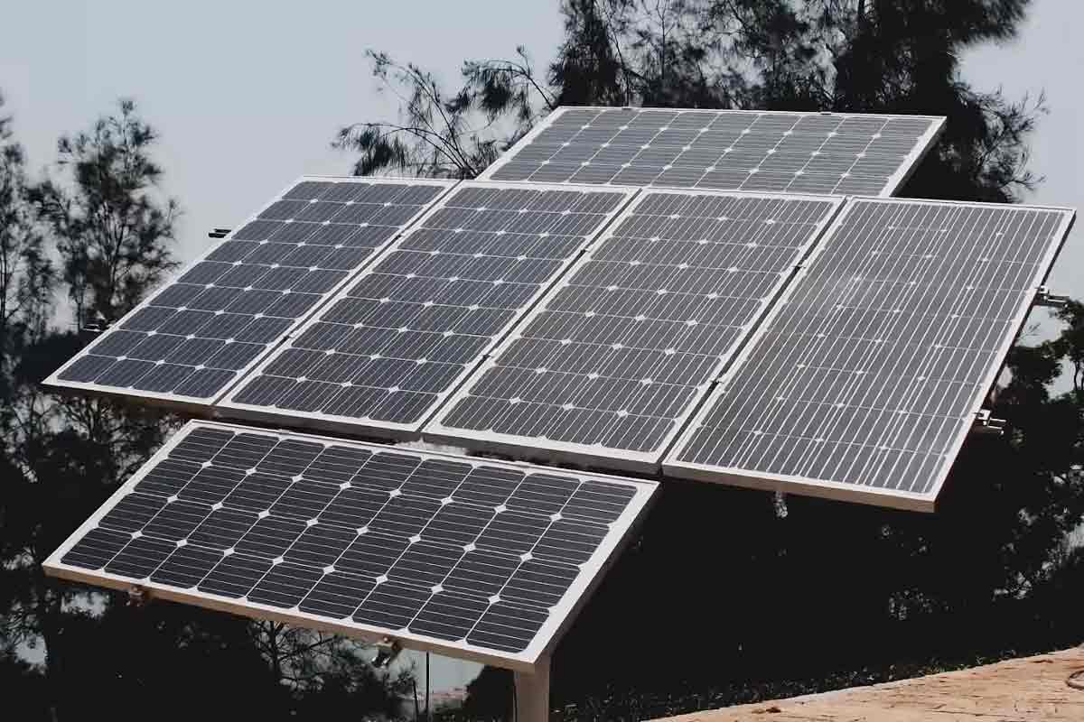 découvrez la sélection de panneaux solaires sur amazon pour maximiser votre production d'énergie solaire. profitez d'offres compétitives, d'une installation facile et de produits éco-responsables adaptés à vos besoins énergétiques. transformez votre consommation d'électricité tout en préservant l'environnement.