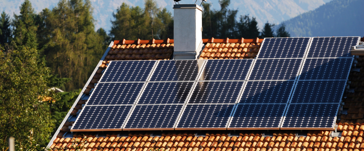 découvrez les panneaux photovoltaïques, une solution écologique et économique pour produire de l'énergie renouvelable. apprenez comment ces dispositifs convertissent la lumière du soleil en électricité et bénéficiez d'une installation adaptée à vos besoins.