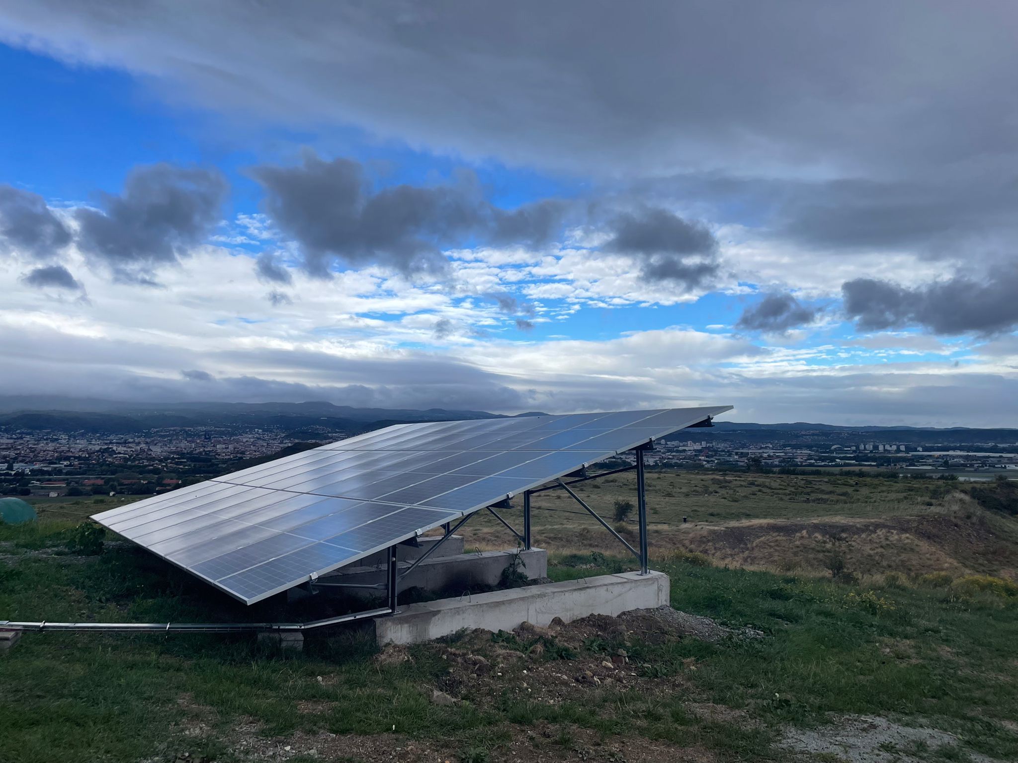 découvrez les opportunités d'investir dans l'énergie solaire à lannion. profitez des avantages financiers et environnementaux de cette source d'énergie renouvelable tout en contribuant à un avenir durable.