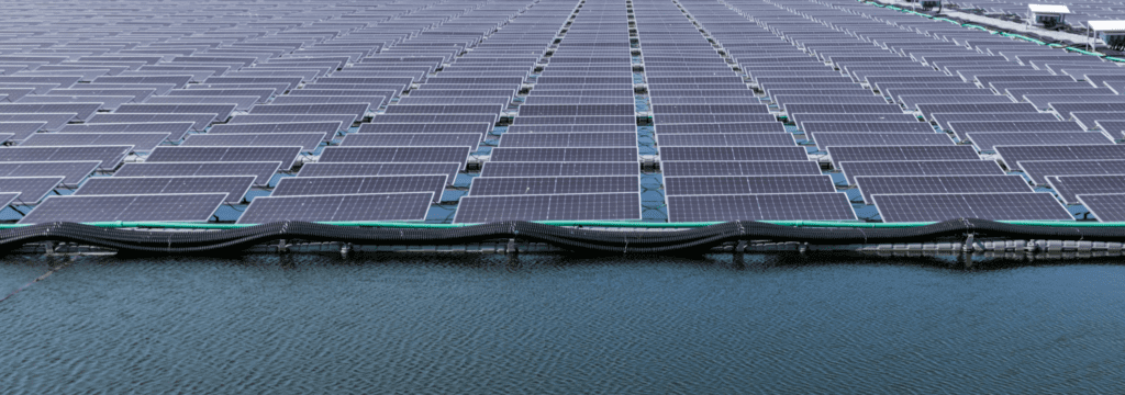 découvrez comment optimiser votre budget pour l'installation de panneaux photovoltaïques. obtenez des conseils pratiques, comparez les coûts et explorez les aides financières disponibles pour rentabiliser votre investissement durable.