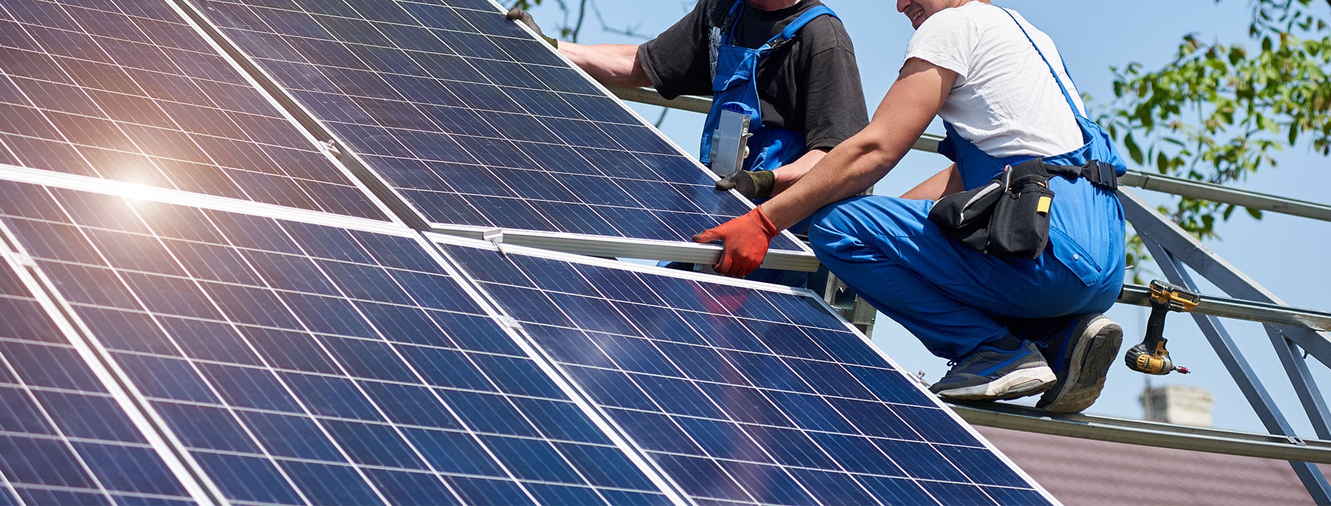découvrez la rentabilité des panneaux solaires et comment cet investissement durable peut réduire vos factures d'énergie tout en contribuant à la protection de l'environnement. explorez les différents facteurs qui influencent le retour sur investissement et les avantages à long terme de l'énergie solaire.