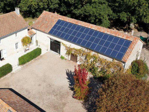 découvrez les prix d'installation d'un système photovoltaïque de 3 kwc. profitez d'une énergie renouvelable à un coût compétitif et réduisez votre facture d'électricité tout en contribuant à la protection de l'environnement.