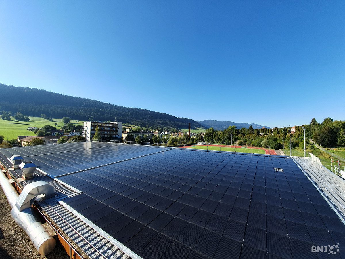 découvrez les tendances des prix des panneaux solaires en 2025. informez-vous sur les facteurs influençant les coûts, les dernières innovations technologiques et comment maximiser votre investissement dans l'énergie solaire.