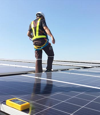 découvrez les problèmes courants liés aux panneaux solaires et comment les résoudre. informez-vous sur l'entretien, les pannes possibles et les solutions pour optimiser le rendement de votre installation solaire.