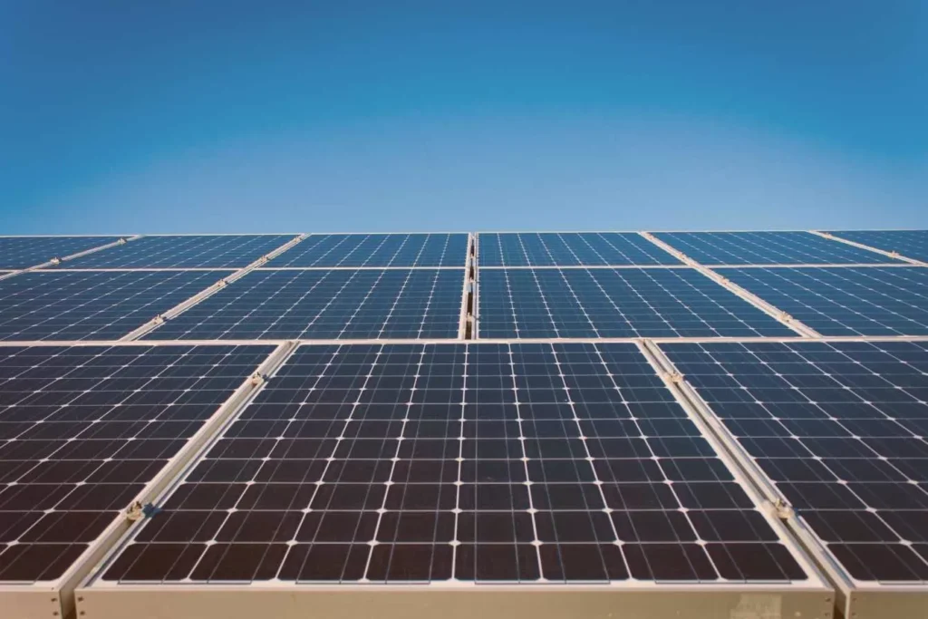 découvrez comment optimiser votre consommation d'énergie grâce à l'achat de panneaux solaires. profitez d'économies sur votre facture d'électricité, contribuez à la protection de l'environnement et augmentez la valeur de votre propriété en investissant dans des solutions énergétiques durables et rentables.