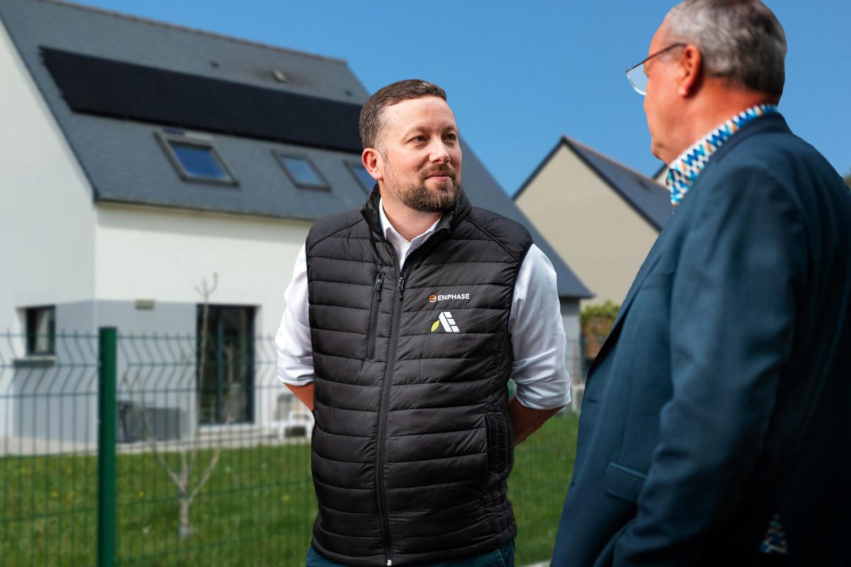 découvrez les aides de l'état pour l'installation de panneaux photovoltaïques en 2025. profitez d'allocations financières, de crédits d'impôt et de subventions pour rendre votre projet d'énergie solaire accessible et rentable.