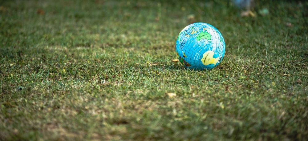 découvrez des stratégies efficaces pour réduire votre empreinte écologique et améliorer votre impact environnemental. engagez-vous dès aujourd'hui pour un avenir durable !