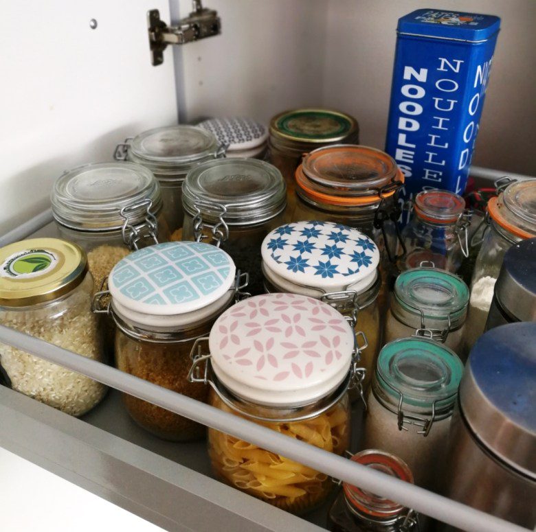 découvrez des astuces écolo simples et efficaces pour réduire votre empreinte carbone au quotidien. adoptez des gestes simples pour un mode de vie plus durable et respectueux de l'environnement.