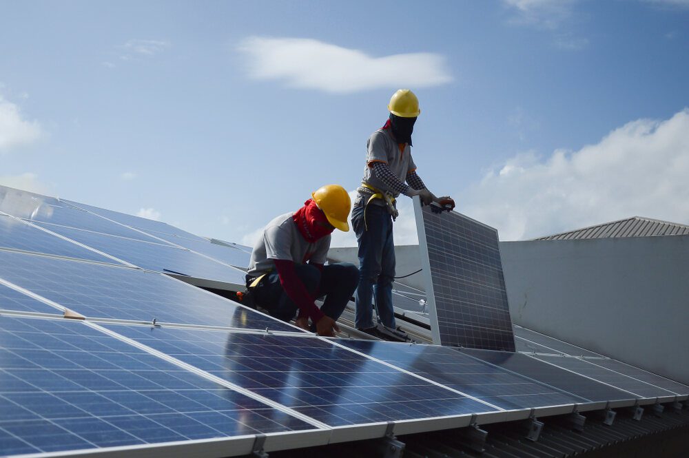 découvrez l'autoconsommation solaire, une solution énergétique durable qui vous permet de produire votre propre électricité à partir de l'énergie du soleil. optimisez vos factures d'électricité et contribuez à la protection de l'environnement tout en garantissant votre indépendance énergétique.