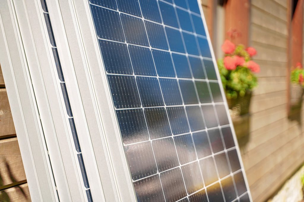 découvrez les avantages d'un panneau solaire de 2kw : une solution énergétique économique, durable et respectueuse de l'environnement. profitez d'économies sur vos factures d'électricité, d'une réduction de votre empreinte carbone et de bénéfices à long terme pour votre maison ou votre entreprise.