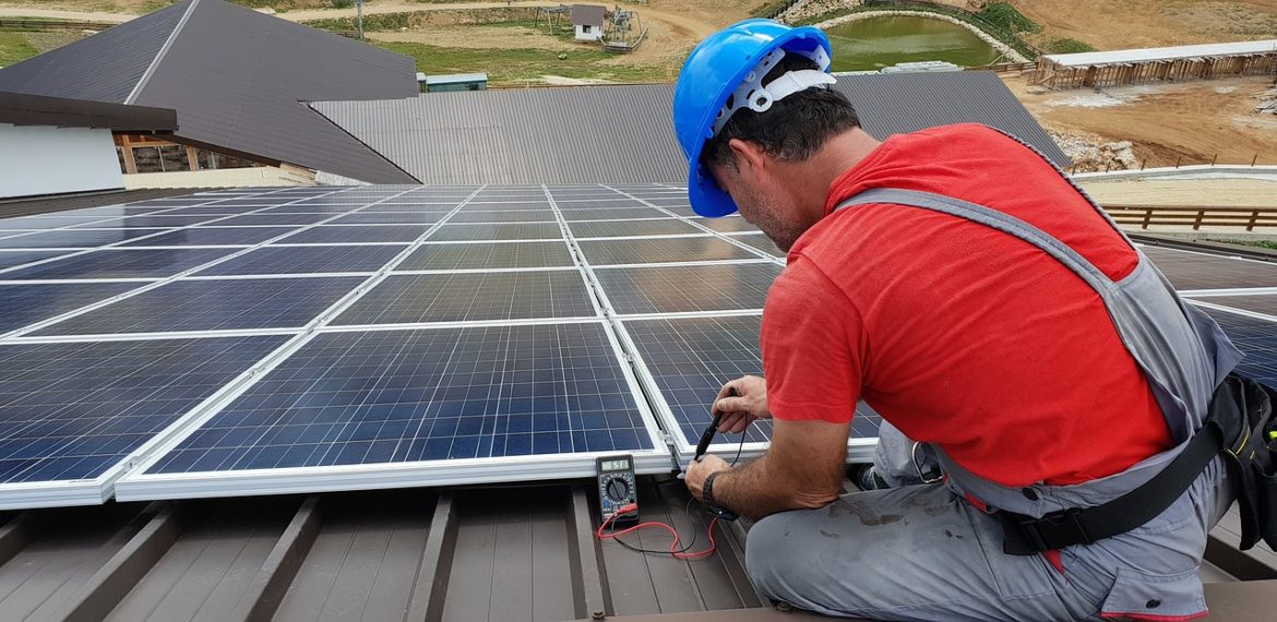 découvrez les nombreux avantages du photovoltaïque pour les entreprises : réduction des factures d'énergie, impact environnemental positif, valorisation de l'image de marque et bénéfices fiscaux. optez pour une solution durable et économiquement rentable!