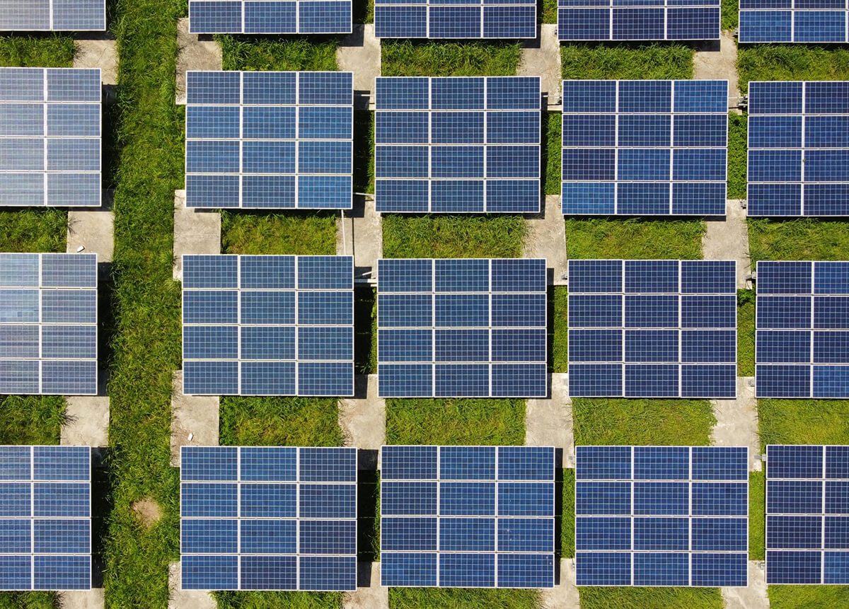 découvrez notre calculateur de panneaux solaires, un outil simple et efficace pour estimer la puissance et le coût d'installation de systèmes photovoltaïques. optimisez votre consommation d'énergie et réduisez vos factures grâce à une solution éco-responsable adaptée à vos besoins.