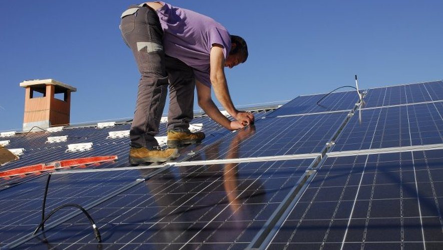 découvrez comment choisir le meilleur système photovoltaïque pour vos besoins énergétiques. analysez les critères essentiels, comparez les options disponibles et maximisez votre investissement dans l'énergie solaire.
