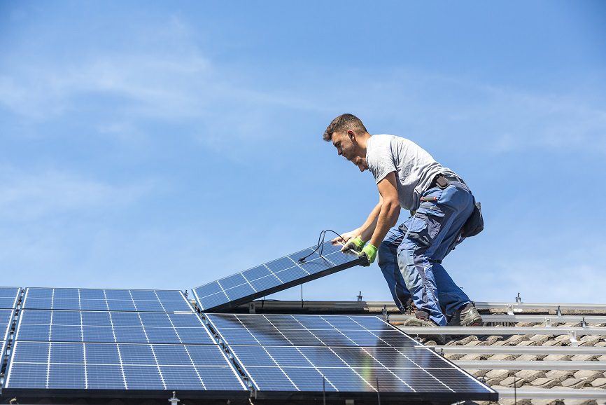 découvrez comment choisir le meilleur système photovoltaïque pour votre maison. guide complet sur les critères à considérer, les types de panneaux solaires, et les avantages économiques et environnementaux de cette énergie renouvelable.