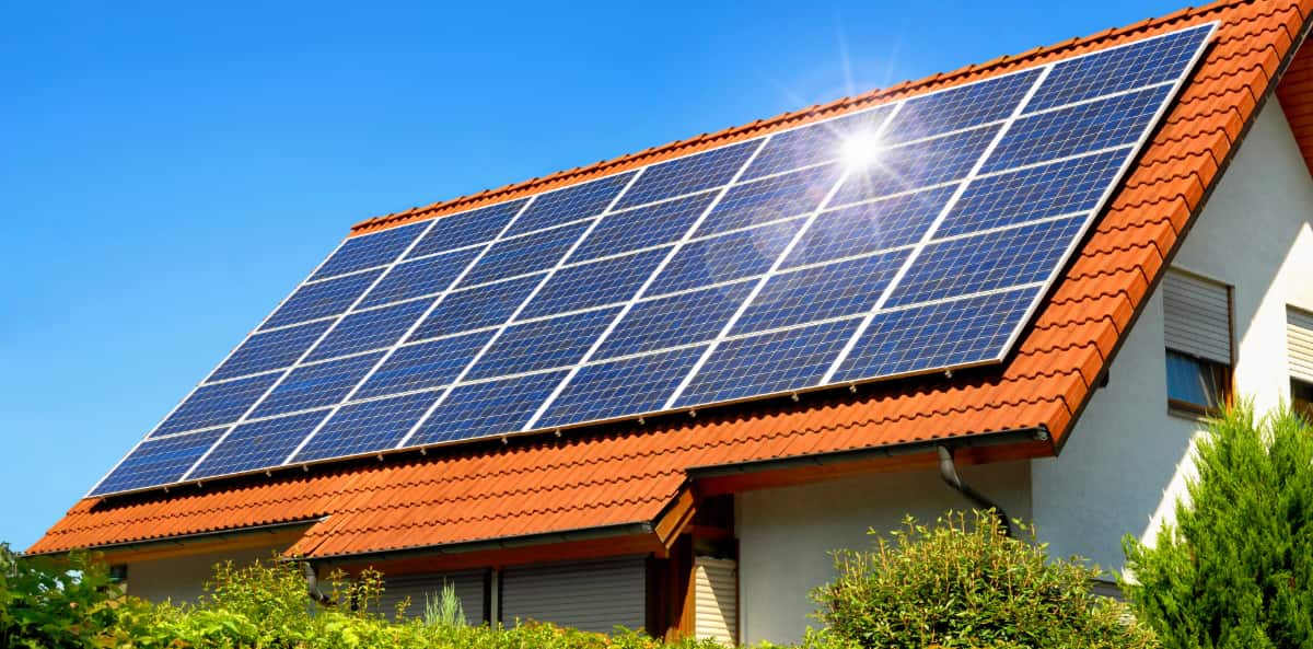 découvrez comment choisir les meilleurs panneaux solaires pour votre maison. comparez les types, les marques et les prix pour maximiser votre investissement et réduire votre empreinte carbone.