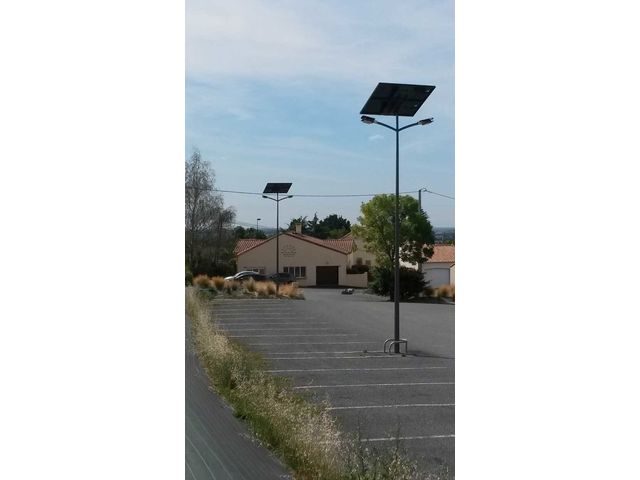 découvrez notre comparatif des éclairages solaires fonroche, mettant en avant leurs performances, caractéristiques et avantages pour vous aider à faire le meilleur choix pour illuminer vos espaces extérieurs tout en préservant l'environnement.