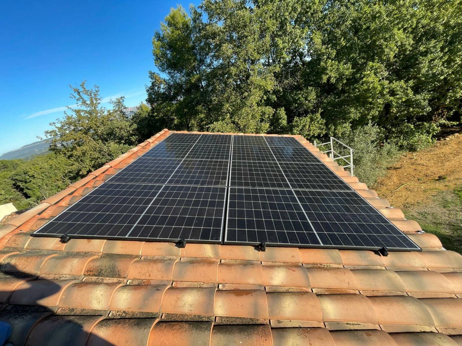 découvrez le coût d'installation d'un panneau solaire de 9 kwc, incluant les facteurs influençant le prix, les aides financières disponibles et les économies d'énergie potentielles. informez-vous pour un investissement rentable et durable.