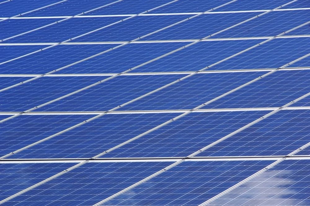 découvrez comment bénéficier du crédit d'impôt pour l'installation de panneaux solaires. profitez d'avantages fiscaux et réduisez vos dépenses énergétiques tout en contribuant à la transition énergétique. informez-vous sur les conditions et démarches à suivre pour en profiter dès maintenant.
