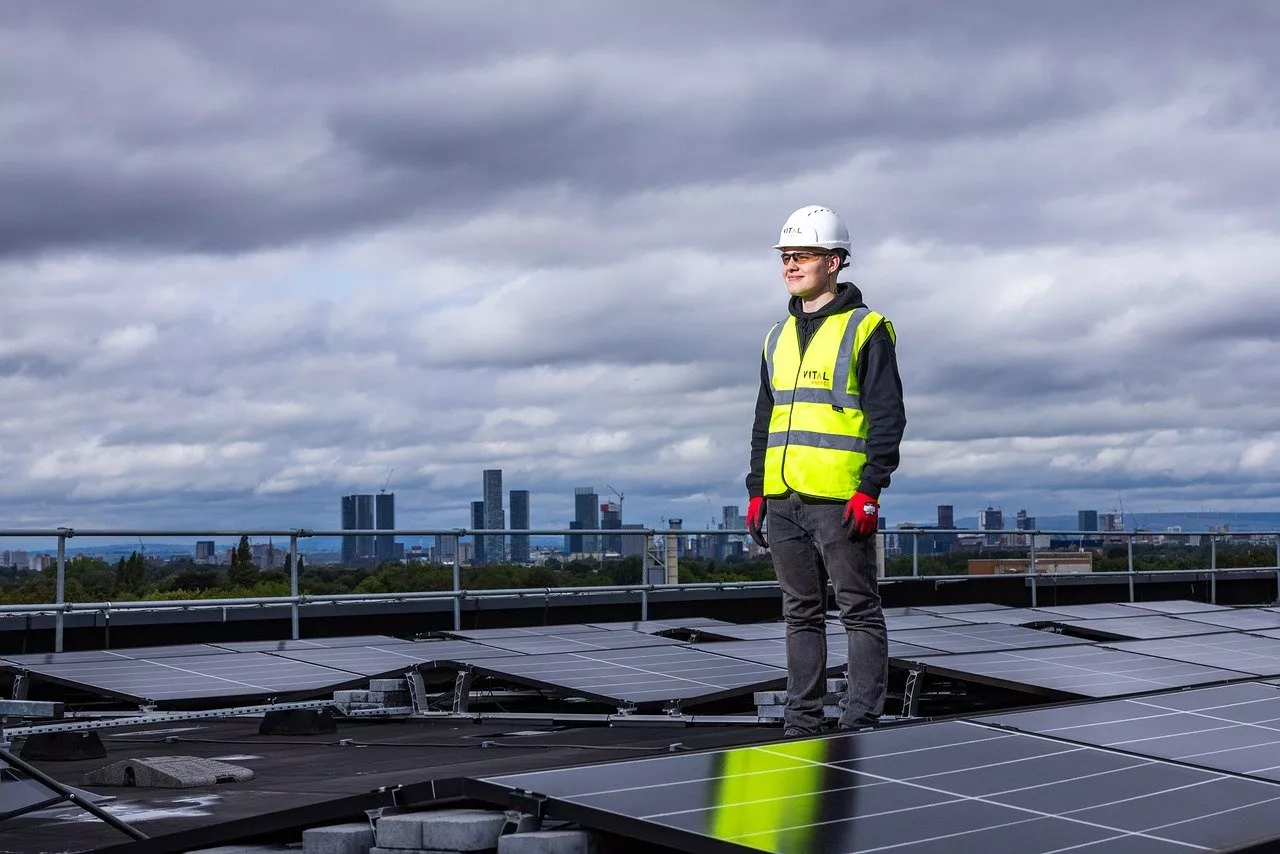 découvrez tout ce que vous devez savoir sur le crédit d'impôt pour les panneaux solaires en france. profitez d'avantages fiscaux en investissant dans des énergies renouvelables et réduisez vos factures d'électricité tout en préservant l'environnement.