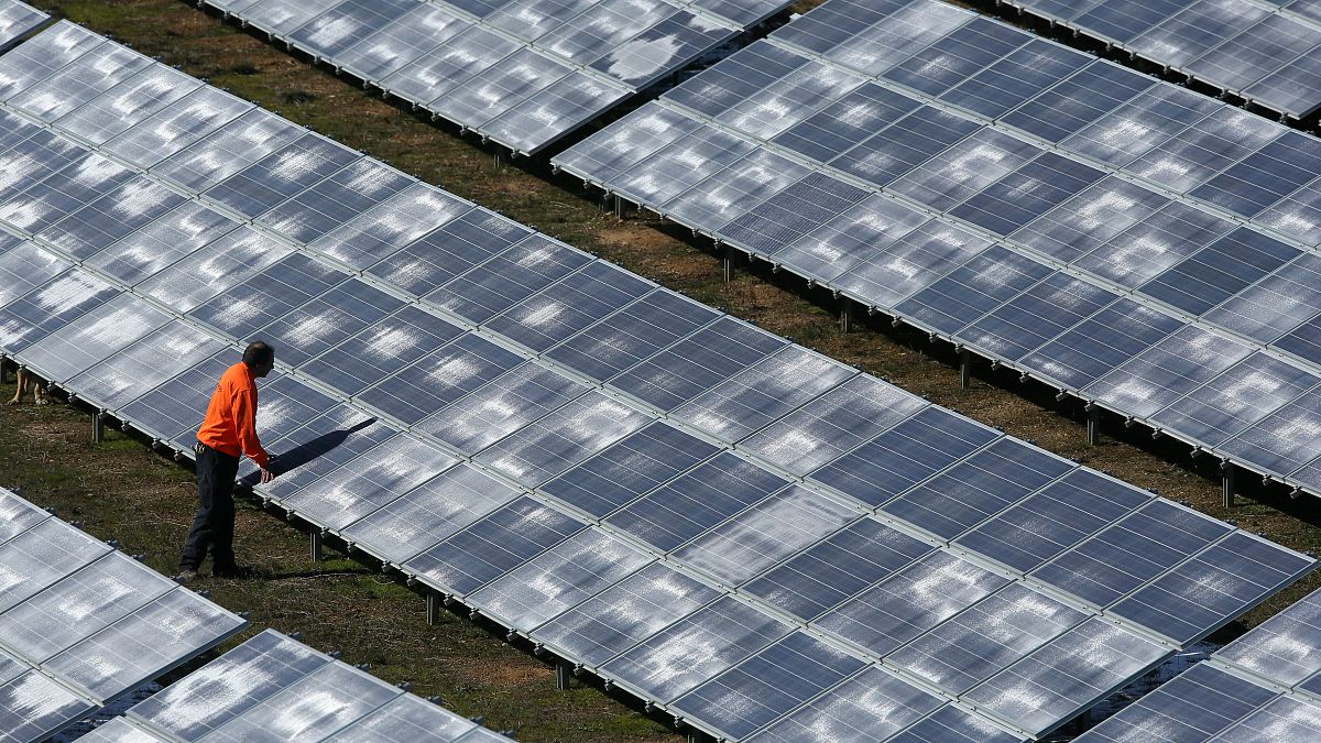 découvrez l'univers des énergies renouvelables et photovoltaïques, des solutions durables pour un avenir plus vert. explorez les avantages de l'énergie solaire, ses applications pratiques, et comment ces technologies contribuent à la transition énergétique et à la protection de notre planète.