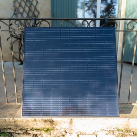 découvrez notre générateur solaire 500w, une solution écologique et efficace pour alimenter vos appareils électroniques en toute autonomie. idéal pour le camping, les voyages ou les situations d'urgence, ce générateur allie puissance et portabilité, vous permettant de profiter de l'énergie solaire où que vous soyez.