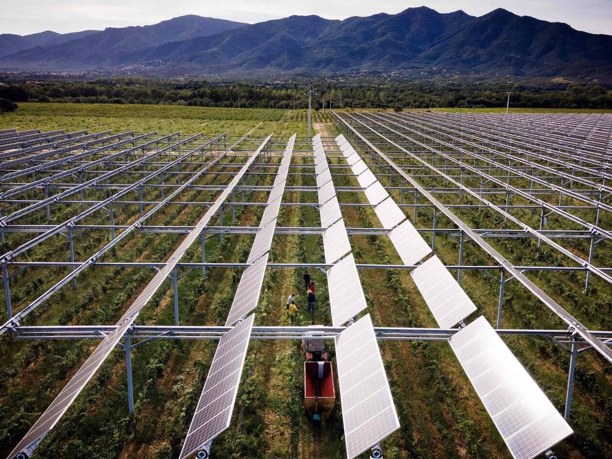 découvrez comment l'énergie photovoltaïque transforme l'agriculture en optimisant la production, en réduisant les coûts et en favorisant la durabilité. explorez les bénéfices écologiques et économiques de l'intégration des panneaux solaires dans les exploitations agricoles.