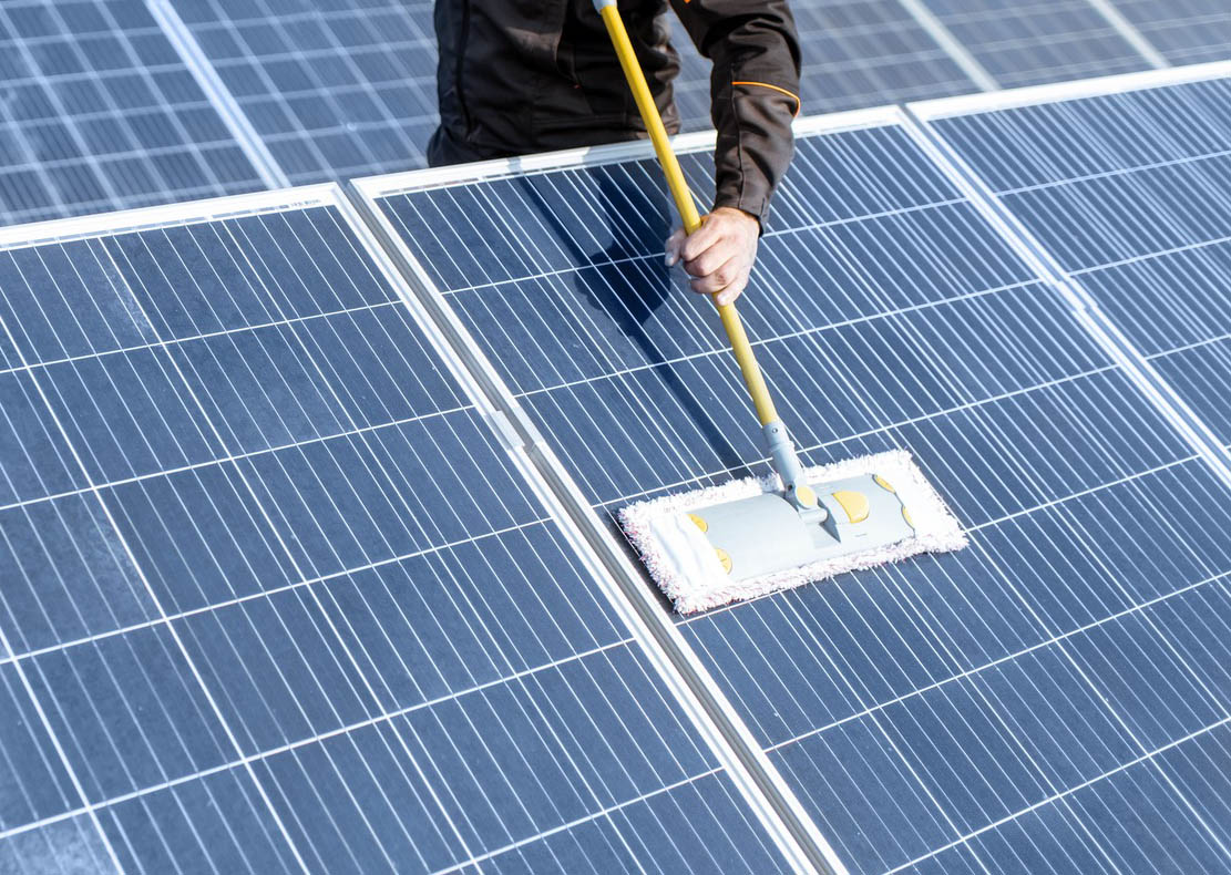 découvrez pourquoi l'entretien des panneaux photovoltaïques est essentiel pour optimiser leur performance et prolonger leur durée de vie. apprenez les meilleures pratiques pour garantir un rendement maximal de votre installation solaire.