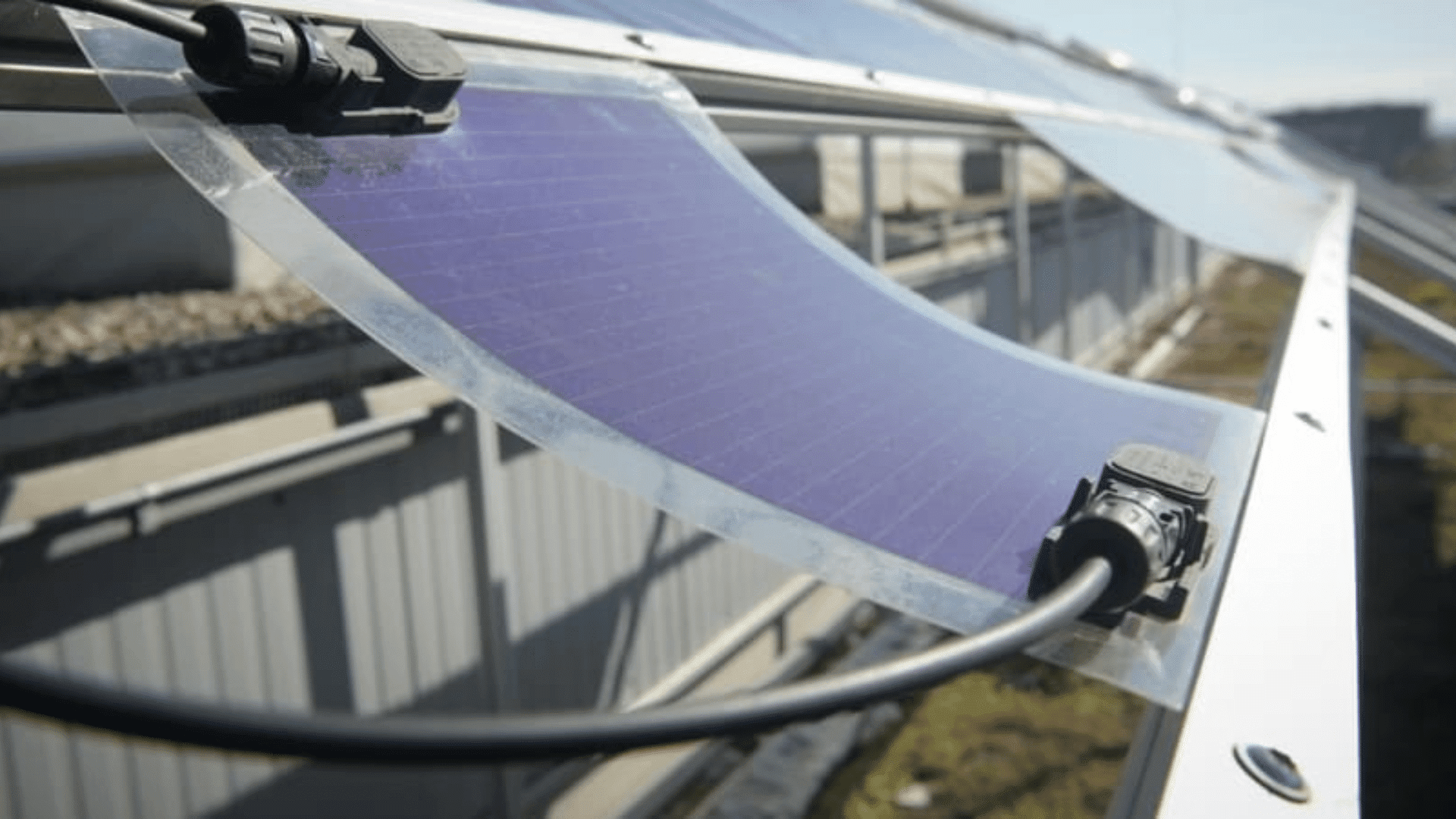 découvrez les dernières innovations en matière de matériaux pour les panneaux photovoltaïques. explorez comment ces avancées technologiques améliorent l'efficacité, la durabilité et l'esthétique des systèmes solaires, révolutionnant ainsi l'énergie renouvelable et contribuant à un avenir plus durable.