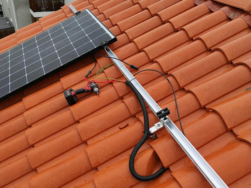 découvrez comment installer des panneaux photovoltaïques pour produire votre propre électricité, réduire vos factures d'énergie et contribuer à la protection de l'environnement. notre guide complet vous accompagne à chaque étape de l'installation.