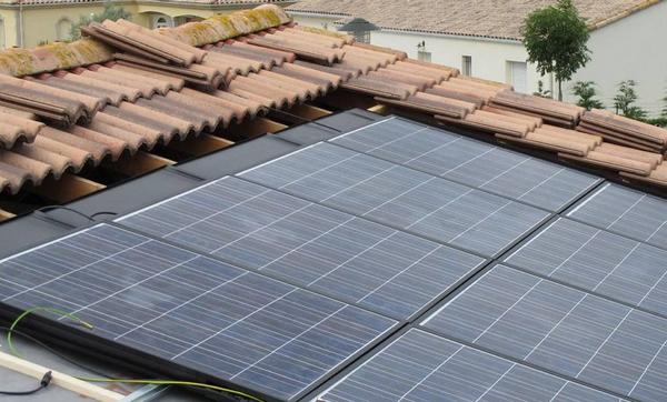 découvrez comment intégrer des panneaux photovoltaïques chez vous pour une énergie renouvelable et durable. optimisez votre consommation électrique tout en préservant l'environnement grâce à nos solutions adaptées.