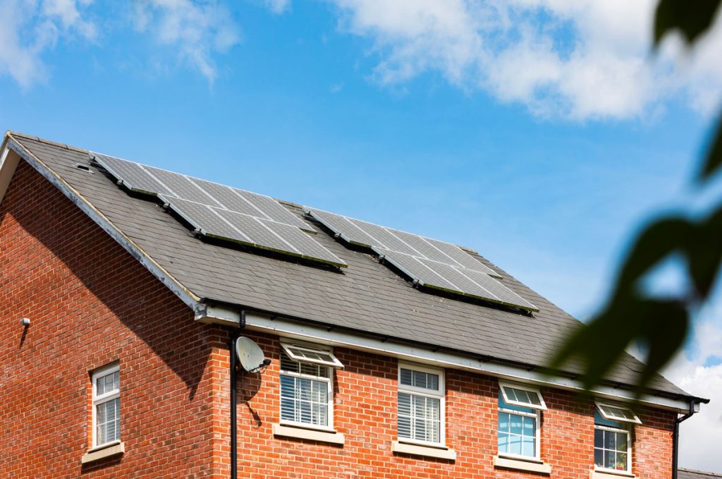 découvrez comment investir dans un panneau solaire de 3000w et maximisez votre production d'énergie renouvelable. apprenez les avantages économiques, les éco-initiatives et les meilleures pratiques pour rentabiliser votre investissement.