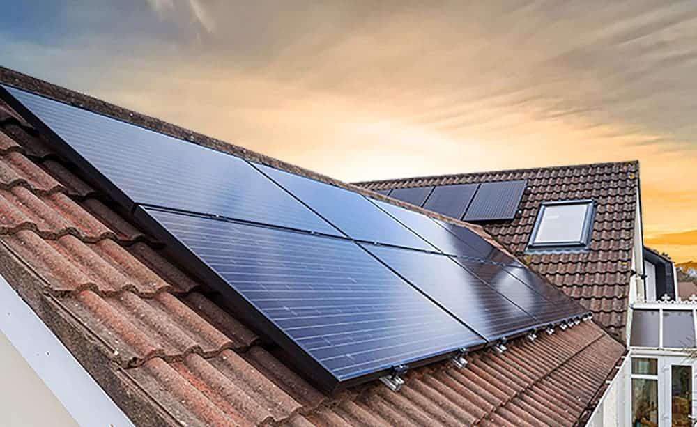découvrez comment investir dans des panneaux solaires peut vous permettre de réduire votre facture d'énergie tout en contribuant à la préservation de l'environnement. informez-vous sur les avantages financiers, les incitations gouvernementales et les meilleures pratiques pour maximiser votre investissement durable.