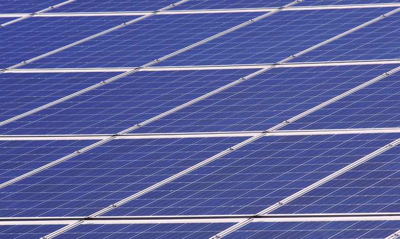 découvrez les dernières jurisprudences concernant les panneaux photovoltaïques en france. analysez les décisions judiciaires qui influencent l'installation et l'utilisation des systèmes solaires afin de mieux comprendre vos droits et obligations en matière d'énergie renouvelable.