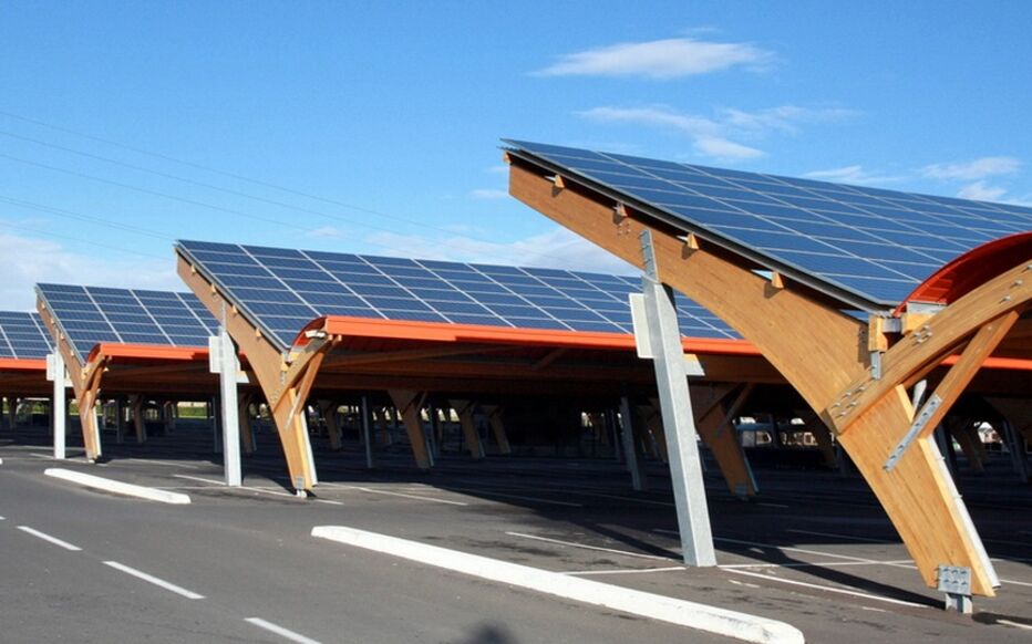 découvrez notre magasin spécialisé dans les panneaux solaires, offrant une large gamme de solutions énergétiques écologiques et économiques. profitez d'une expertise de qualité, des conseils personnalisés et des produits innovants pour optimiser votre consommation d'énergie et réduire votre empreinte carbone.