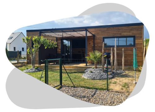 découvrez comment une maison autonome révolutionne votre quotidien grâce à des solutions écologiques et économes en énergie. vivez confortablement tout en réduisant votre empreinte carbone.