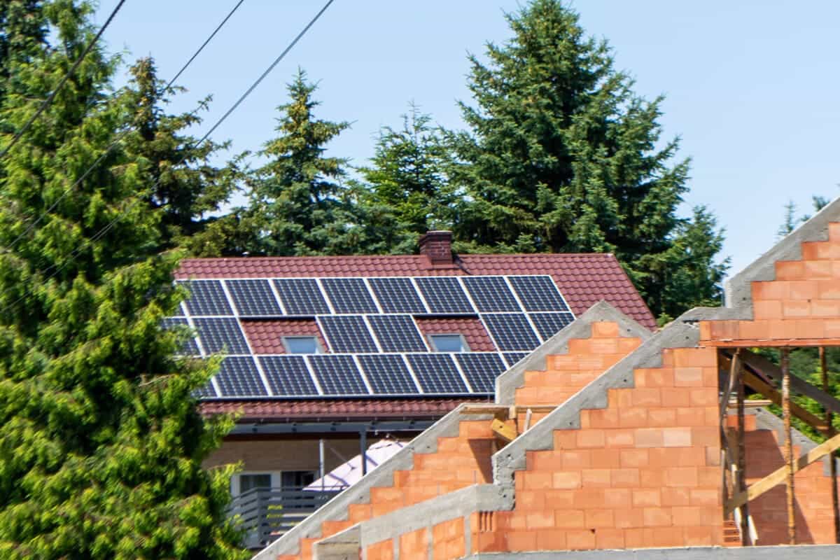 découvrez les meilleurs panneaux solaires à paris pour optimiser votre consommation énergétique. nous vous guidons dans le choix de solutions écologiques et économiques adaptées à votre domicile ou entreprise. profitez des conseils d'experts pour installer des panneaux solaires performants dans la capitale.