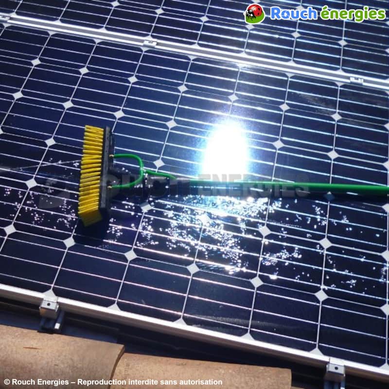 découvrez comment le nettoyage des panneaux photovoltaïques peut améliorer leur rendement et accroître votre rentabilité. profitez de conseils pratiques pour maintenir vos installations solaires en parfait état et maximiser vos économies d'énergie.