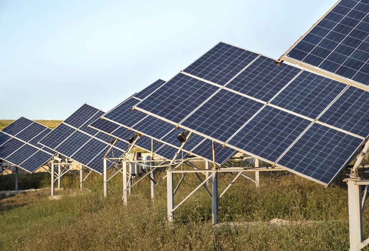 découvrez comment optimiser la vente de panneaux solaires grâce à des stratégies efficaces de marketing, une connaissance approfondie du marché et des techniques de vente adaptées. augmentez votre chiffre d'affaires tout en contribuant à un avenir durable.