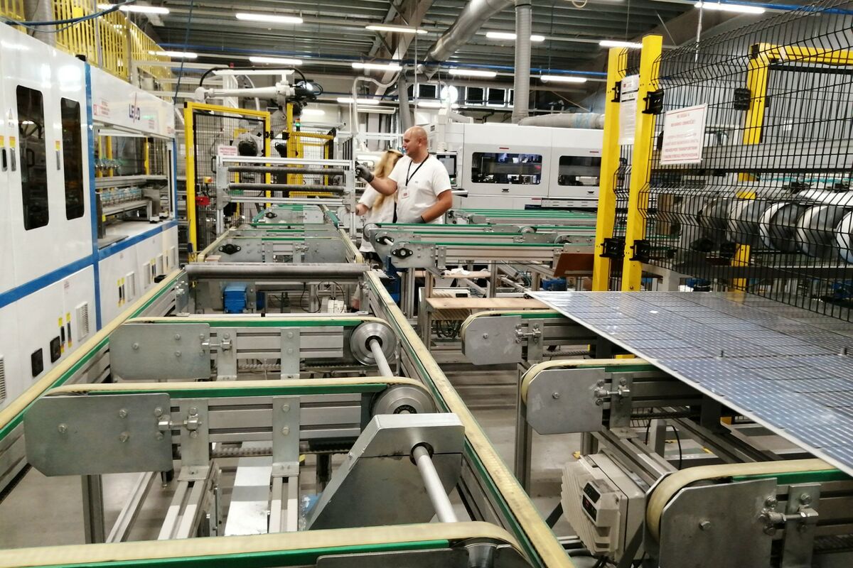 découvrez oscaro photovoltaïque, votre partenaire idéal pour l'installation et l'optimisation de systèmes solaires. profitez de notre expertise pour réduire vos factures d'énergie et contribuer à une planète plus verte grâce à des solutions photovoltaïques innovantes et durables.