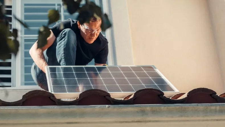 découvrez notre offre exceptionnelle de panneaux solaires à seulement 1€. profitez d'une énergie renouvelable accessible et réduisez vos factures d'électricité. ne manquez pas cette opportunité de passer au vert tout en réalisant des économies!