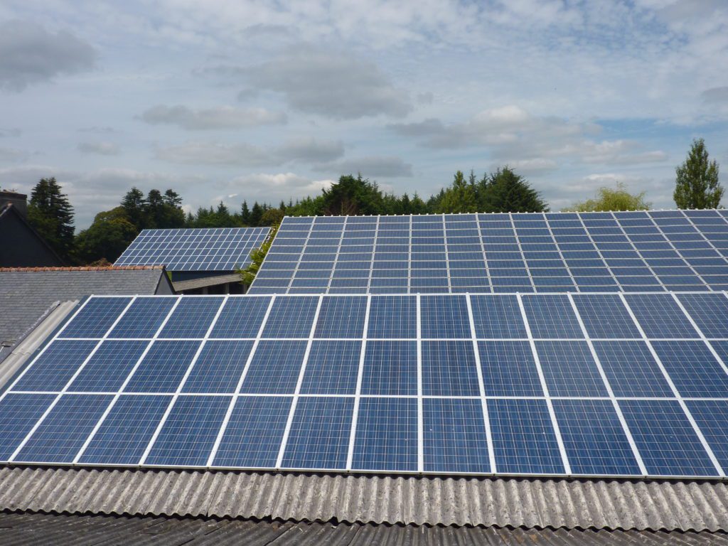 découvrez des panneaux solaires économiques qui allient performance et durabilité. réduisez vos factures d'énergie tout en optant pour une solution respectueuse de l'environnement. investissez dans l'avenir avec des technologies accessibles et efficaces.