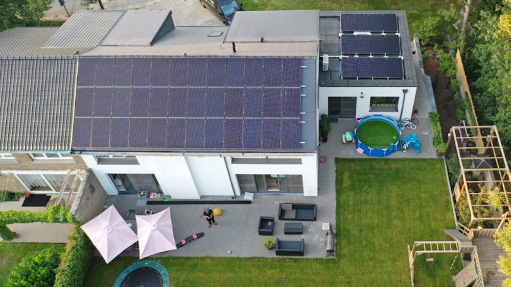 découvrez le panneau solaire oscaro, une solution innovante et écologique pour produire votre propre électricité. profitez d'une énergie renouvelable et réduisez vos factures tout en préservant l'environnement. informez-vous sur nos offres compétitives et faites le choix d'un avenir durable.