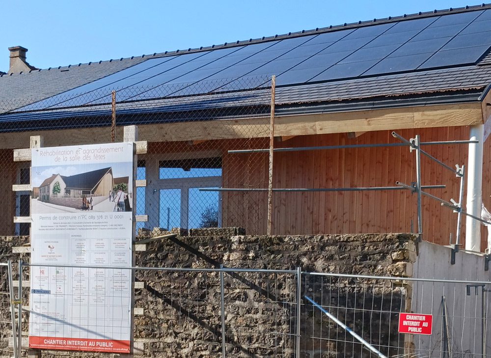 découvrez nos solutions de panneaux photovoltaïques dans l'yonne pour une énergie renouvelable et économique. profitez d'une transition énergétique réussie grâce à des installations adaptées à vos besoins et à un accompagnement personnalisé.