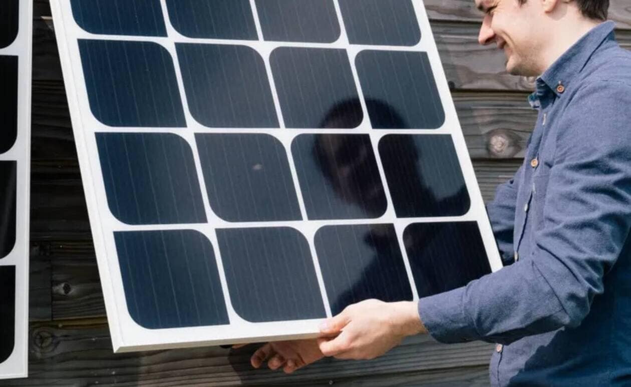 découvrez les panneaux solaires beem disponibles chez leroy merlin, la solution idéale pour optimiser votre consommation énergétique tout en réduisant votre empreinte carbone. profitez de performances élevées et d'un accompagnement personnalisé pour votre projet d'énergie renouvelable.