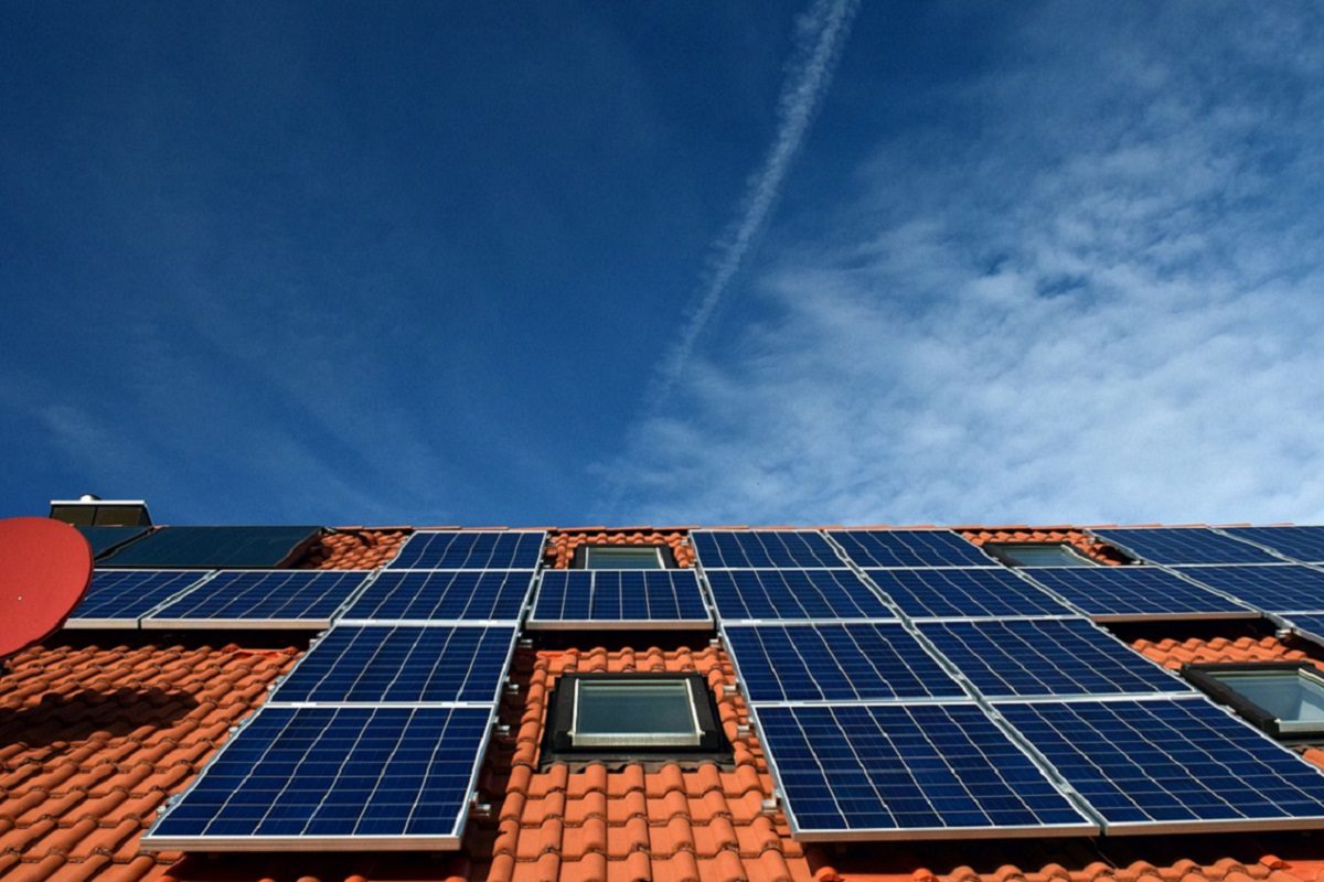 découvrez comment les panneaux solaires et les systèmes de stockage d'énergie peuvent transformer votre consommation énergétique. optez pour une solution durable et économique qui maximise l'utilisation de l'énergie solaire tout en réduisant votre empreinte carbone.