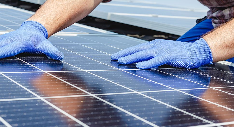 découvrez comment les panneaux solaires peuvent transformer vos rénovations. augmentez l'efficacité énergétique de votre maison tout en réduisant vos factures d'électricité grâce à des solutions écologiques et économiques.