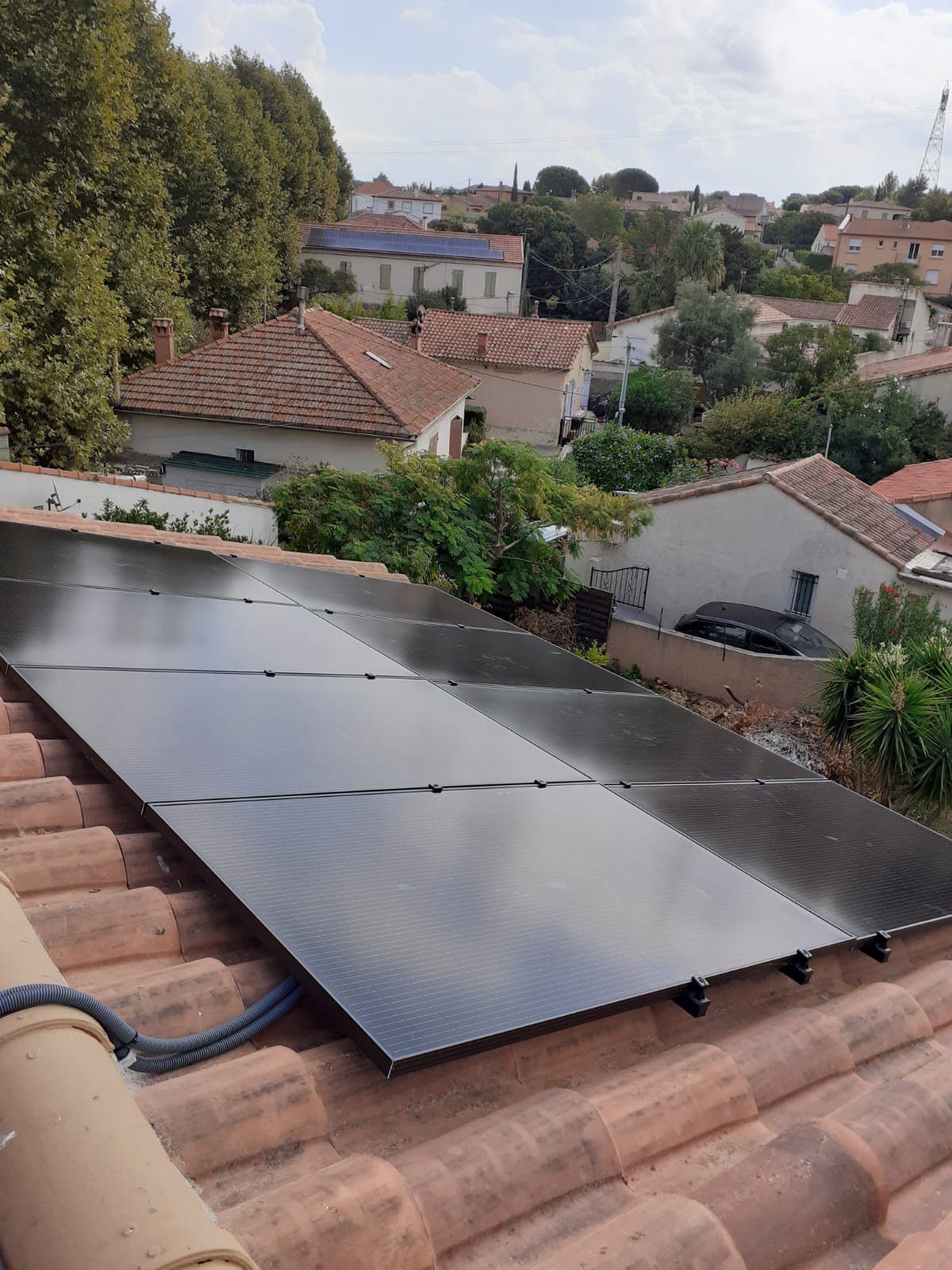 découvrez nos solutions de panneaux solaires dans le rhône. profitez d'une énergie renouvelable, réduisez votre facture d'électricité et contribuez à la protection de l'environnement. contactez-nous pour un devis personnalisé et des conseils d'experts.