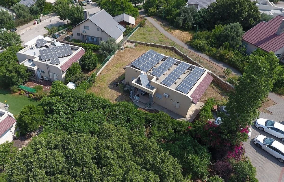découvrez comment installer des panneaux solaires sur votre terrasse pour optimiser votre espace extérieur tout en produisant de l'énergie renouvelable. augmentez l'efficacité énergétique de votre maison et réduisez votre empreinte carbone grâce à nos conseils pratiques et astuces.
