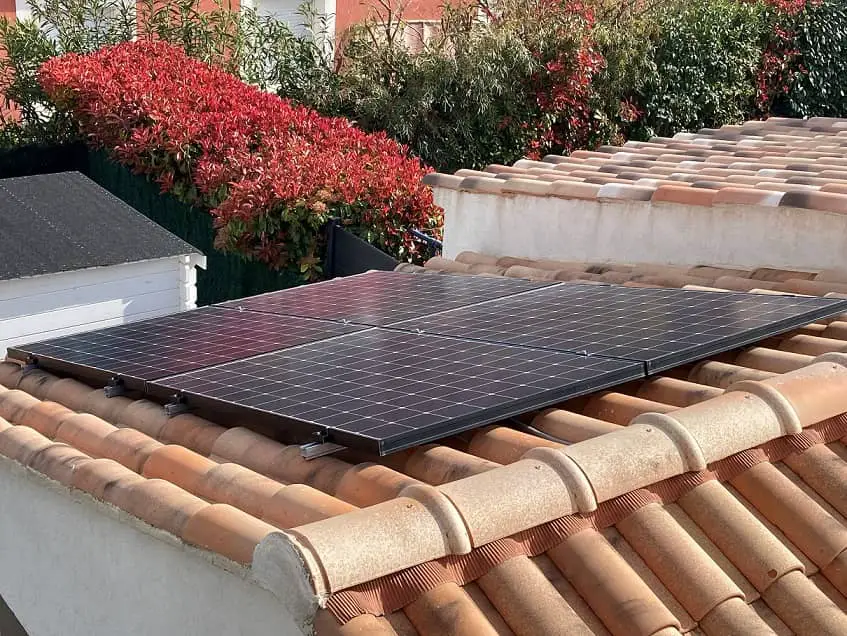 découvrez les avantages des panneaux solaires dans le var ! profitez de l'énergie renouvelable, réduisez vos factures d'électricité et contribuez à la protection de l'environnement grâce à une installation adaptée à vos besoins. contactez-nous pour un devis personnalisé.